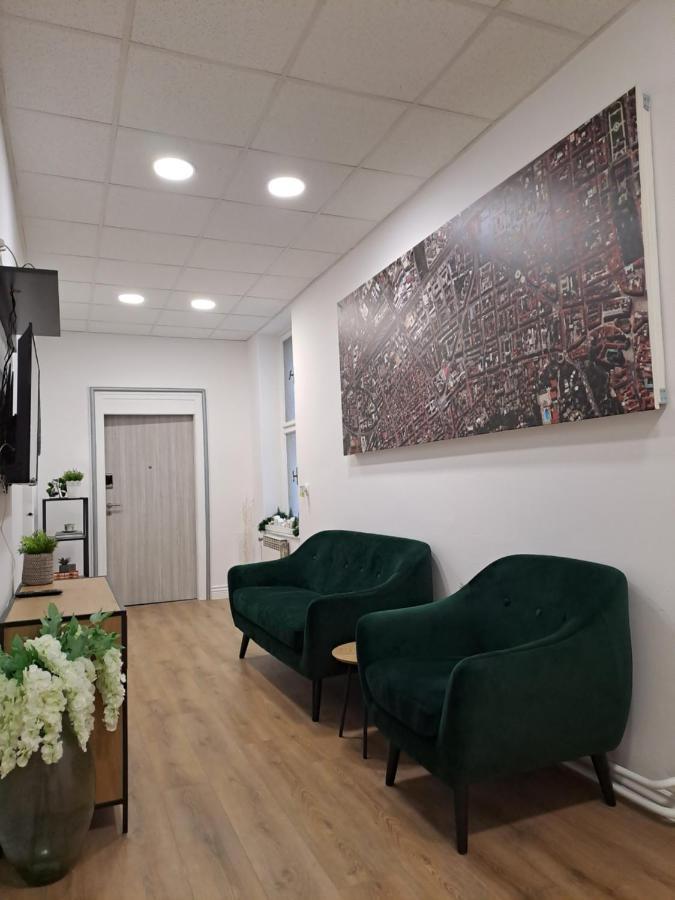 Witrina Apartments Загреб Экстерьер фото